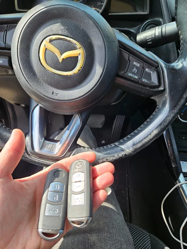 שכפול מפתח לרכב Mazda